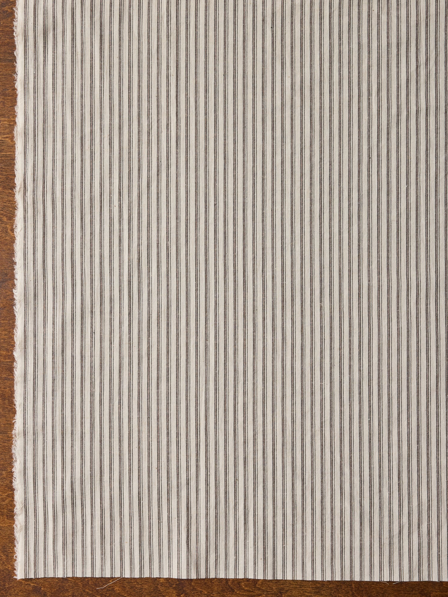 Cotton Linen Shadow Lawn