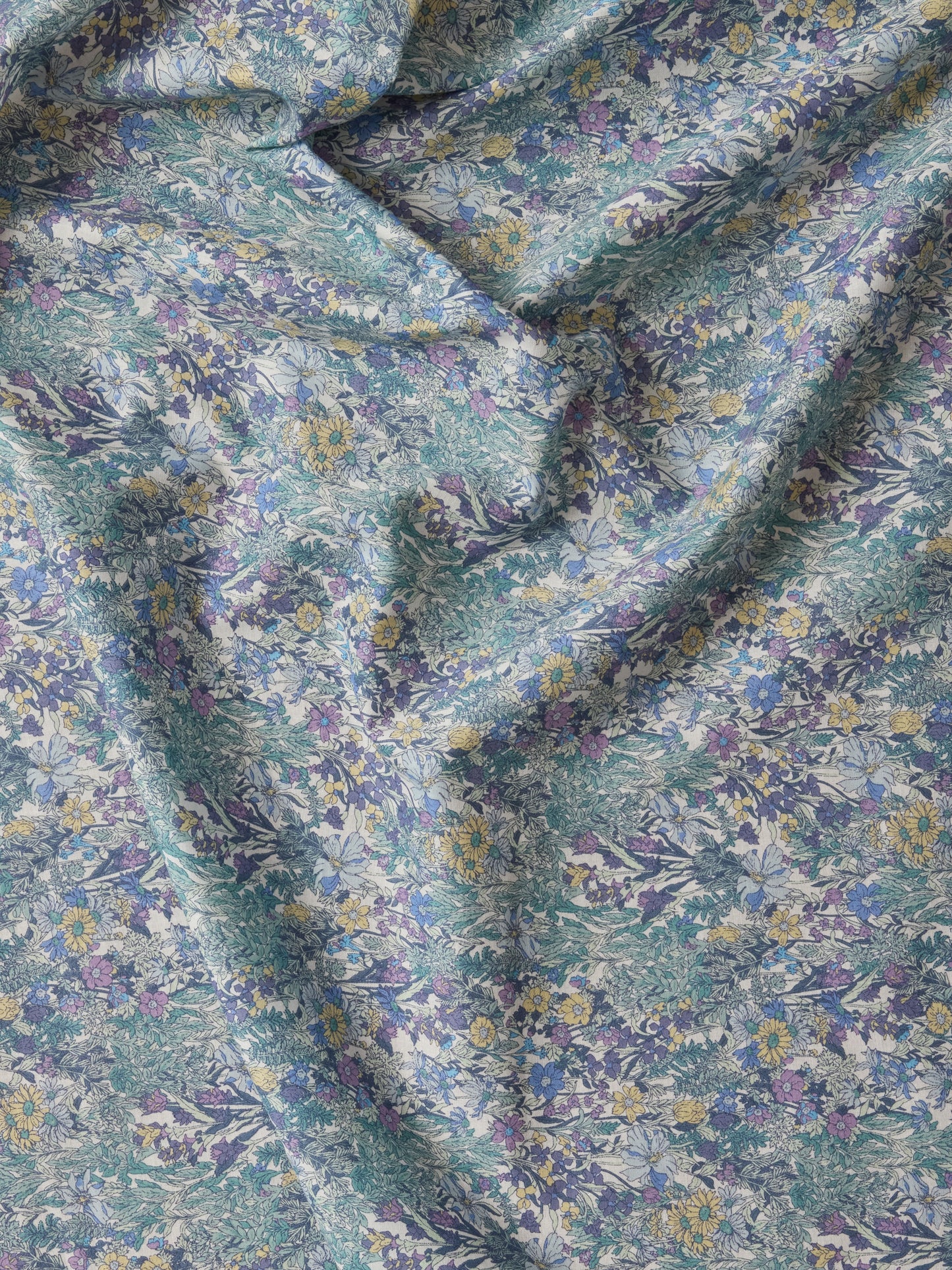 Ditzy Floral Lawn