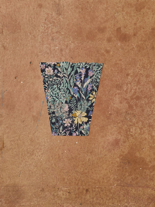 Ditzy Floral Lawn
